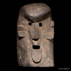 Kaguru Mask