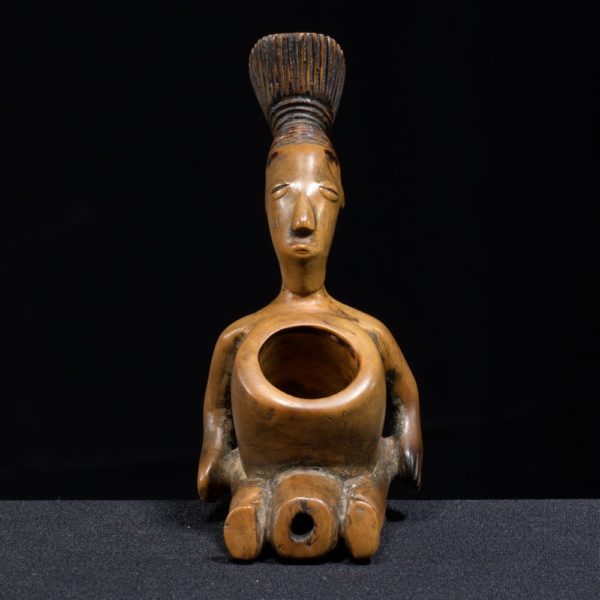 Mangbetu Pipe