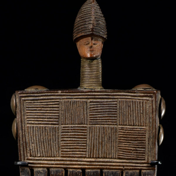 chokwe comb