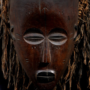 chokwe lwena mask